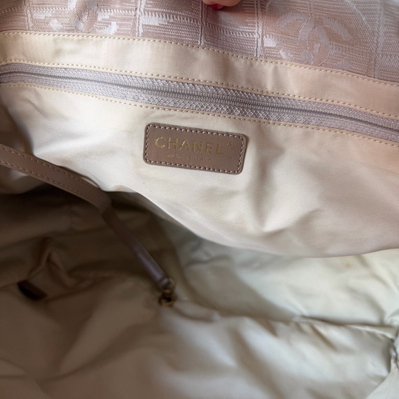 Chanel Travel Line Tote Beige CC Jacquard  very good condition pre loved 💕 - Picture 5 of 16